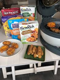 Using the french fry setting, preheat the air fryer and adjust the cook time to 25 minutes at 400°f. Best Frozen Foods For The Air Fryer Kitchn