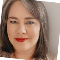 Stacy Hewitt, RT (R)