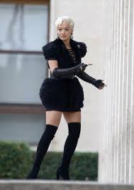 We use exclusively salvaged wood and employ local, professional craftsmen. Rita Ora Makes Another Bold Fashion Statement In Furry Skirt And Matching Bolero For New Film Wonderwell In Rome