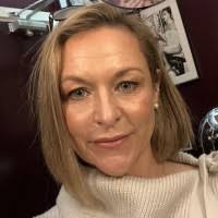 60+ "Juliet Hall" profiles