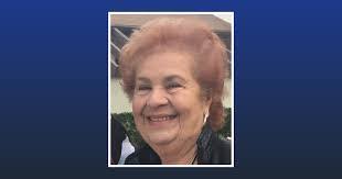 Lacey Harrop's Instagram, Twitter & Facebook