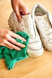 How To Properly Clean Your Running Shoes. | Running Shoes Guru