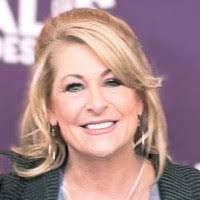 2300+ "`suzanne" profiles