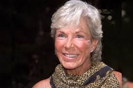 Ramona Swift's Instagram, Twitter & Facebook