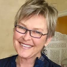 Dennis Czapiewski's Instagram, Twitter & Facebook