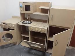 Juegos de cocina gratis en juegos 10.com. Cocinita Infantil Juguete Cocina Madera Casita Juego Muneca 1 999 00 En Mercado Libre Cocinas De Juguete Cocina De Carton Cocina De Juguete De Madera