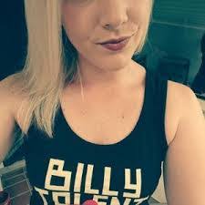 Nora Kuhn's Instagram, Twitter & Facebook