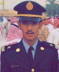 استقبل سعادة قائد كلية الملك خالد العسكرية المكلف اللواء الركن / مقرن بن عبدالله بن ختلة وفداً من رئاسة الحرس الملكي برئاسة العميد الدكتور/ بندر بن ظافر القرني رحب فيهم سعادة قائد الكلية وناقش معهم أوجه التعاون الدائم بين القطاعات العسكرية. ØªØ®Ø±Ø¬ Ø§Ù„Ù…Ù„Ø§Ø²Ù… ÙØ§Ø±Ø³ Ø¨Ù† Ø¨Ø¬Ø§Ø¯ Ù…Ù† ÙƒÙ„ÙŠØ© Ø§Ù„Ù…Ù„Ùƒ Ø®Ø§Ù„Ø¯ Ø§Ù„Ø¹Ø³ÙƒØ±ÙŠØ© ØµØ­ÙŠÙØ© Ø§Ù„Ø±Ø£ÙŠ Ø§Ù„Ø¥Ù„ÙƒØªØ±ÙˆÙ†ÙŠØ©