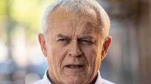 Entering the Neil Scott multiverse