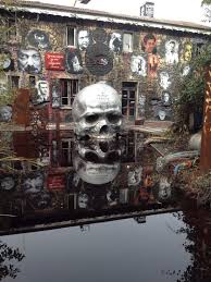 J Adore Tout Ce Qui Touche A L Art La Photographie La Video Les Musees Ici C Est Une Photo Du Musee D Art Contemporain Que J Affe Art Street Art Graffiti