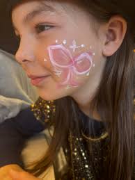 KGK (white) vs TOG( blue)