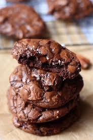 Brownie Cookies Aux Noix De Pecan Et Pepites De Chocolat Recette Cookies Pepite Chocolat Brownie Cookies Recette De Cuisine Simple