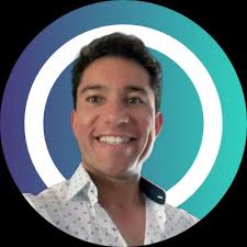 BUSCAMOS COMMUNITY MANAGER EXPERIENCIA RETAIL 🚀 💊 ¿Tienes experiencia…