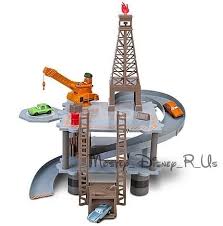 He fell amid the cars and was abject about a division of a mile. Pixar Cars 2 Oil Rig Keycharger Play Set Finn Acer Grem On Popscreen