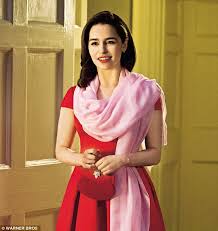 Emilia isobel euphemia rose clarke was born on 23 october 1986 in london. Emilia Clarke And Sam Claflin Leave Our Man Dry Eyed In Me Before You Daily Mail Online