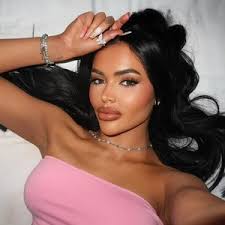 Hannah Kenyon (@hannahkenyon_)