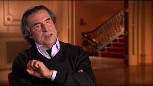 Rmmusic holds and manages riccardo muti's image and recording rights. Riccardo Muti On Orff S Carmina Burana Youtube