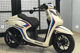 Namun, bagi kamu yang ingin melakukan modifikasi sendiri kepada motor kalian juga bisa, hal itu pastinya bisa mengirit modal yang harus di butuhkan. 3 Custom Honda Genio Keren Ini Layak Jadi Inspirasimu