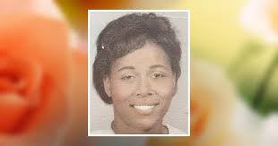 Suzette Woods's Instagram, Twitter & Facebook