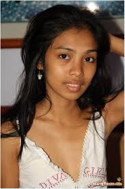 Asian Kristy's arousing brown pussy - Sea Qteaze provides explicit nude images