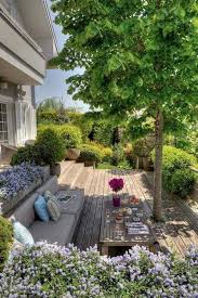 Terrasse Am Hang Backyard Backyard Landscaping Tropical Landscape Design