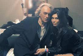 Karin trentini e riccardo fogli. Tradimento Da Karin Trentini L Incontro Col Marito Riccardo Fogli Sull Isola