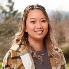 Ngoc Khuu's Instagram, Twitter & Facebook