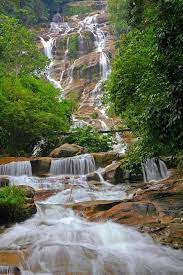 Air terjun yang di kenal sejak tahun 1937 yaitu pada zaman pemerintahan belanda yang ditandai. Perak Press Air Terjun Lata Kinjang Sesuai Untuk Yang Facebook