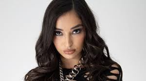 Emily Star's Instagram, Twitter & Facebook