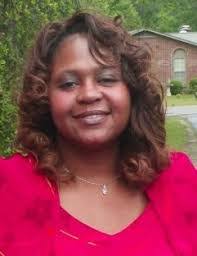 Tabitha Elliott's Instagram, Twitter & Facebook