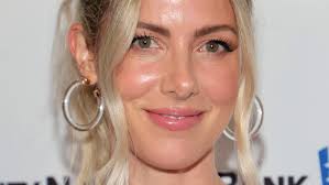 Kelly Rizzo Reveals Heartbreaking New Thoughts About Grieving Bob Saget