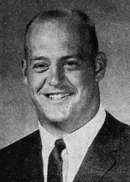 Lynn Stiles's Instagram, Twitter & Facebook