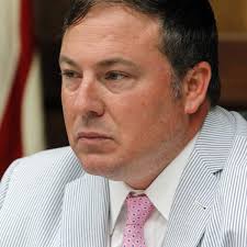 Harahan City Council votes 'no confidence' in city attorney appointed by  mayor