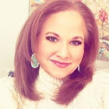 Carina Edwards's Instagram, Twitter & Facebook