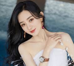 15 năm từ 'gái quê' trở thành minh tinh của Triệu Lệ Dĩnh