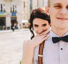 6,687 Young Couple Old Town Stock Photos