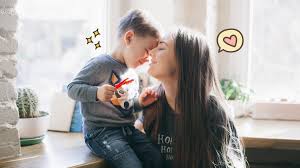 Secara tidak sengaja aku menemukan amplop kecil di atas meja belajarnya. 10 Tips Membesarkan Anak Laki Laki Yang Peduli Dengan Orang Tua Orami