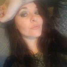 Liz Boren (@LizLaLux1)