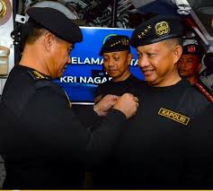 How unique is the name kencana? Kapolri Terima Brevet Kehormatan Hiu Kencana Tni Al Kabarpolisi Com