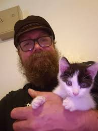 This is what your cat gets up to when your at work 🐾😺