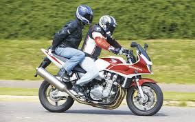 L'hotel pillon si trova nel viale centrale di bibione e a pochi passi dal mare, dove dispone di una spiaggia riservata alla propria clientela. Why Pillion Riders Are As Well Urged To Wear Helmets While Riding In Nepal