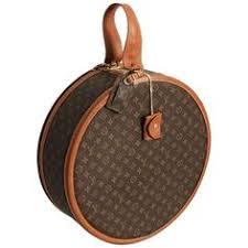Choose from new & used louis vuitton bags. 43 Lv Boite Chapeau Souple Ideas In 2021