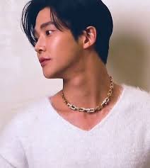 Silence protects wisdom and reputation