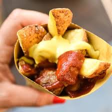 As the popularity of street food increases, we look at some of the most popular options in italy in the slideshow below. Rome Street Food Italian Street Food Street Food Food