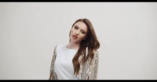 Am mai avut o tentativă, dar acum e stabilă situaţia. Ioana Ignat Lui Domnului Versuri Versuri