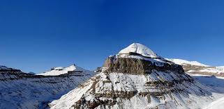 Kailash parvat, the abode of lord shiva, is a place for spiritual aspirants to find that eternal peace. Kailash Mountain Wallpaper Hd