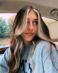 after, during, and before pics from cutie client @jerseygraceee refreshed  her money piece with lots of foils for a soft grow out and lower  maintenance ✨🤭 ps: I LOVE client selfies so