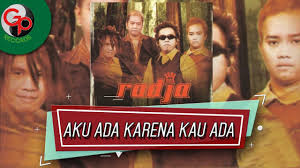 Directed by rahila ali, the film tells the story of two archenemies, tina and nordin, who constantly clash with each other as the leads of a musical. Radja Aku Ada Karena Kau Ada Official Audio Lyric Youtube