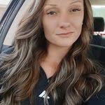 Michelle Vanhook's Instagram, Twitter & Facebook