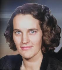 Colleen Leroy's Instagram, Twitter & Facebook